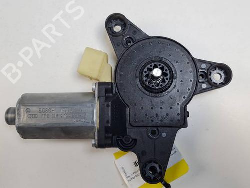 Used Left front window motor Left front window motor MERCEDES-BENZ VITO Bus (W639) 109 CDI (639.701, 639.703, 639.705) (95 hp) 35749300 35749300