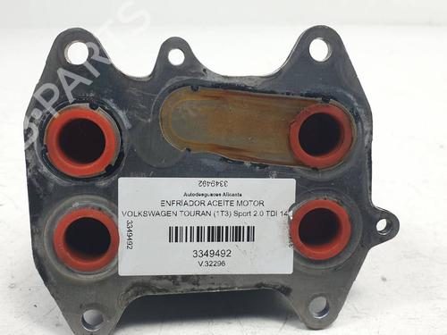 Used Oil radiator Oil radiator VW TOURAN (1T3) 2.0 TDI (140 hp) 34513367 34513367
