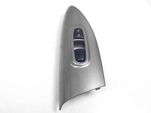 Used Right front window switch NISSAN JUKE (F15) 1.6 (117 hp) 24585833