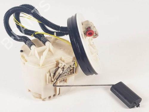 Used Fuel pump FORD TOURNEO CONNECT 1.8 TDCi (90 hp) 17679890