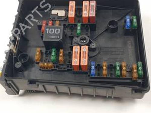 Zekeringkast VW GOLF PLUS V (5M1, 521) 1.9 TDI (105 hp) 31272341