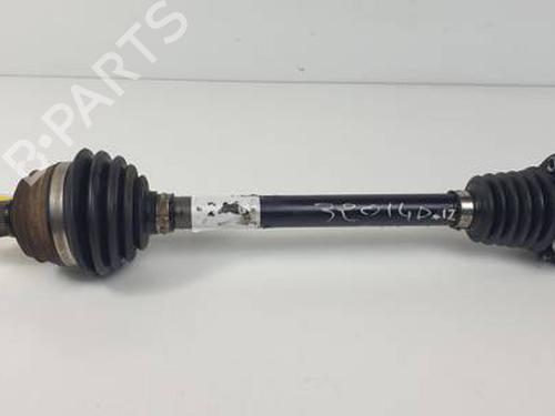Arbre de transmission avant gauche VW GOLF IV (1J1) 1.6 (100 hp) 30800976