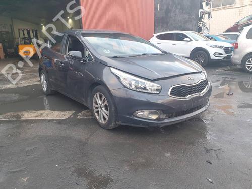 Front left seatbelt KIA CEE'D (JD) 1.4 CRDi 90 | BP31656777I26  - Image 6