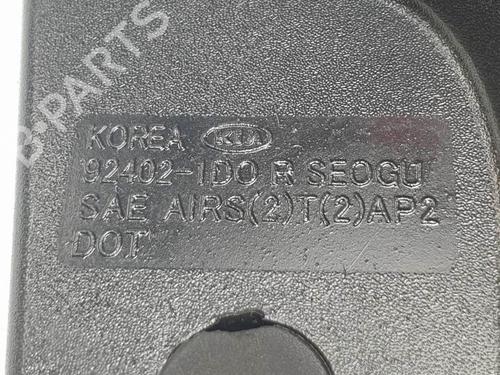 Right taillight KIA CARENS III MPV (UN) 2.0 CRDi 140 | BP22332211C35 