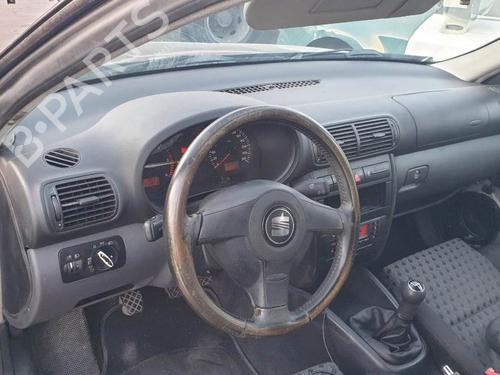 Left front fog light SEAT LEON (1M1) 1.9 TDI | BP24633105C30  - Image 18