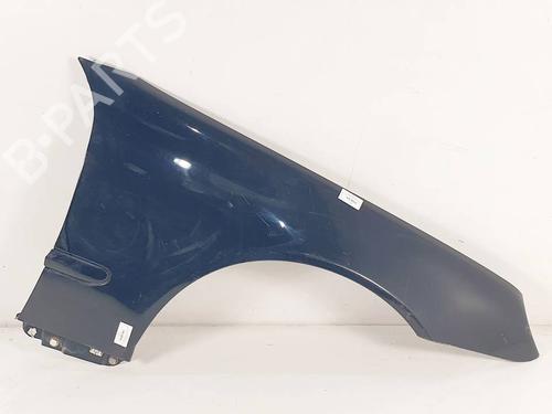 Used Right front fenders MERCEDES-BENZ C-CLASS (W203) C 230 Kompressor (203.040) (192 hp) 29989497