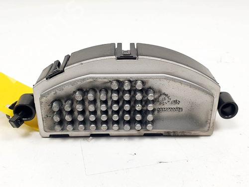 Used Heater resistor Heater resistor SKODA SUPERB III (3V3) 2.0 TDI (150 hp) 16563914 16563914
