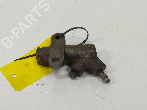 Clutch slave cylinder MAZDA MX-5 II (NB) 1.6 16V (NB6C) | BP13954106M113 
