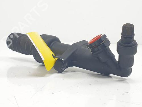 Clutch slave cylinder CITROËN C4 Coupe (LA_) 1.6 HDi | BP28448046M113