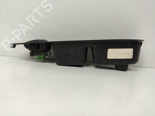 Used Right front window switch Right front window switch FIAT TIPO Hatchback (356_, 357_) 1.3 D (356HXH1A) (95 hp) 12445971 12445971