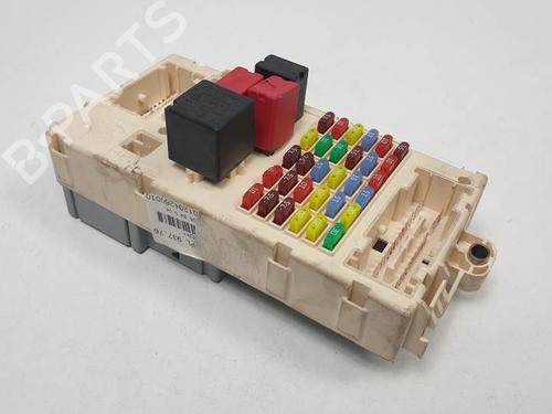Fuse box ALFA ROMEO 147 (937_) 1.6 16V T.SPARK (937.AXA1A, 937.AXB1A, 937.BXB1A) | BP9735918E1 