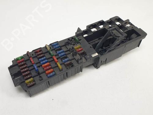 Used Fuse box Fuse box MERCEDES-BENZ C-CLASS (W202) C 220 D (202.121) (95 hp) 9707373 9707373