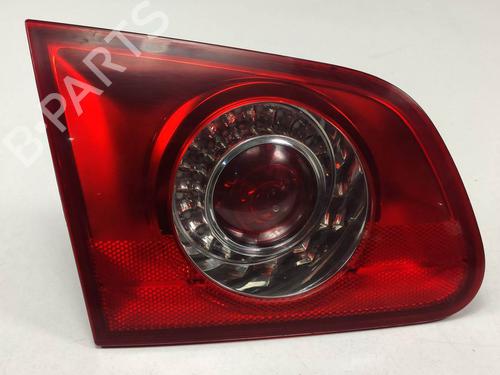 Used Left tailgate light Left tailgate light VW PASSAT B6 Variant (3C5) 2.0 TDI 16V (140 hp) 9825999 9825999