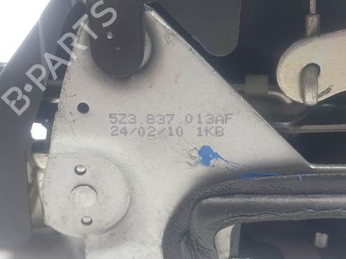 Front left lock VW FOX Hatchback (5Z1, 5Z3, 5Z4) 1.2 | BP28060627C98 