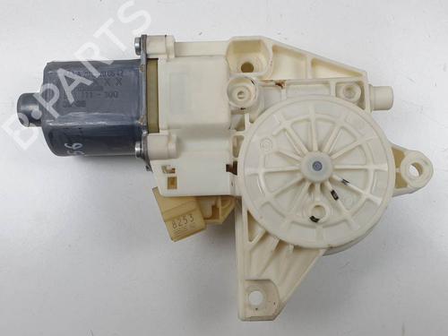 left-rear-window-motor-mercedes-benz-c-class-w204-2007-2008-2009-2010-2011-2012-2013-2014-2015-27668034 main image