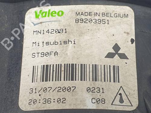 Right front fog light CITROËN C-CROSSER (VU_, VV_) 2.2 HDi | BP30142538C31