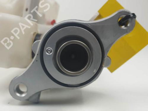 Brake master cylinder CITROËN C3 III (SX) 1.2 VTi 82 | BP24515978M77 - Image 3