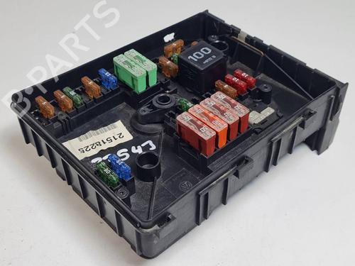 Used Fuse box Fuse box 37066235 37066235