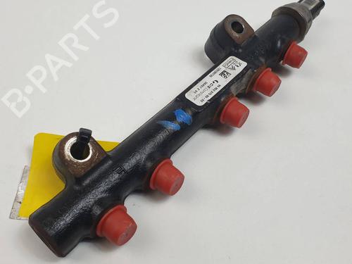 Used Injection rail Injection rail 38261714 38261714