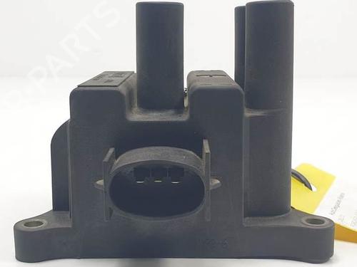 Used Ignition coil Ignition coil FORD FOCUS I Turnier (DNW) 1.6 16V (100 hp) 18147052 18147052