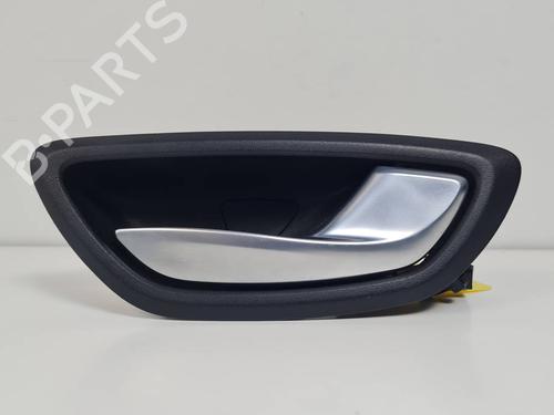 Højre bagtil invendig håndtag Højre bagtil invendig håndtag RENAULT MEGANE IV Hatchback (B9A/M/N_) 1.2 TCe 130 (B9MR) (130 hp) 34515625 34515625