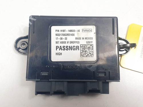 Used Comfort control module Comfort control module FORD FIESTA VII (HJ, HF) 1.0 EcoBoost (101 hp) 15228983 15228983