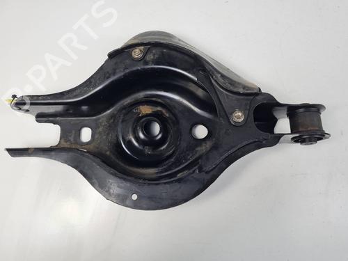 Used Left rear suspension arm Left rear suspension arm LEXUS RX (_LA1_, _LH1_) 350h (AALH10) (250 hp) 40176026 40176026