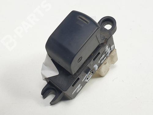 Used Left front window switch NISSAN MICRA III (K12) 1.2 16V (80 hp) 10729372