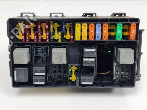 Used Fuse box Fuse box FORD TRANSIT CONNECT (P65_, P70_, P80_) 1.8 Di (75 hp) 7437816 7437816