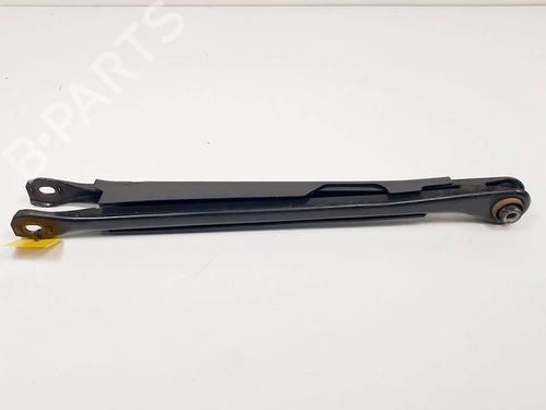 Used Right rear suspension arm Right rear suspension arm 17165640 17165640
