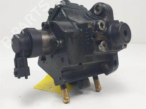 Used Injection pump OPEL VECTRA C Estate (Z02) 1.9 CDTI (F35) (150 hp) 10913030