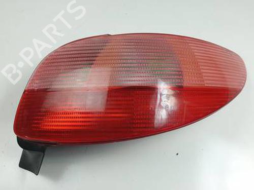 Right taillight PEUGEOT 206 Hatchback (2A/C) 1.4 i | BP28059726C35