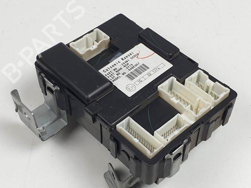 Used Comfort control module Comfort control module 27888773 27888773