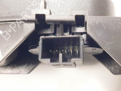  - Image 7