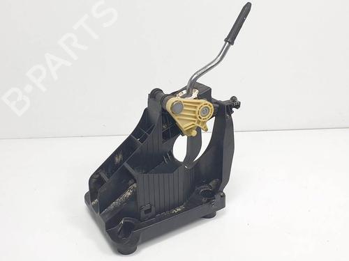 Used Gear lever Gear lever PEUGEOT 308 I (4A_, 4C_) 1.4 16V (98 hp) 16468514 16468514