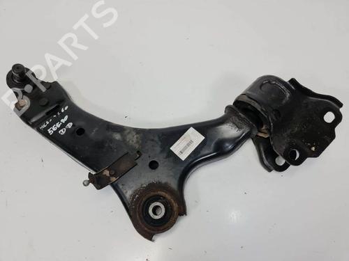 Used Right front suspension arm Right front suspension arm 6892804 6892804