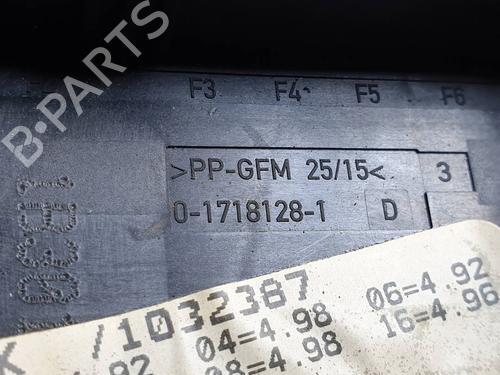 Fuse box VW JETTA III (1K2) 1.9 TDI | BP30142466E1  - Image 5