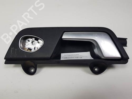 Venstre bak invendig håndtak AUDI A4 B7 Avant (8ED) 2.7 TDI (180 hp) 11176258