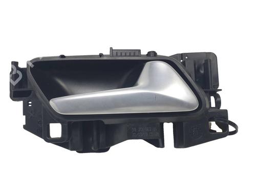 Used Rear right interior door handle Rear right interior door handle 38794546 38794546