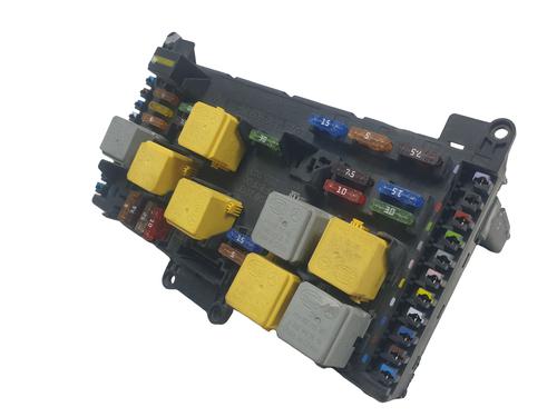 Used Fuse box Fuse box 37257789 37257789