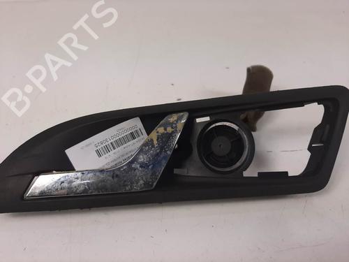 Used Front left interior door handle Front left interior door handle SKODA YETI (5L) 2.0 TDI (110 hp) 6841974 6841974