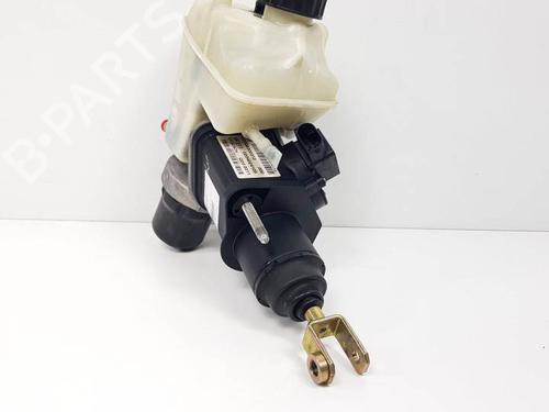 Used Brake master cylinder MERCEDES-BENZ E-CLASS (W211) E 320 CDI (211.026) (204 hp) 21585157