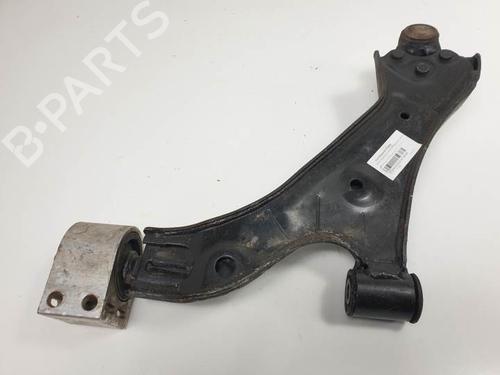 Used Right front suspension arm CHEVROLET CAPTIVA (C100, C140) 2.0 D 4WD (150 hp) 8510264