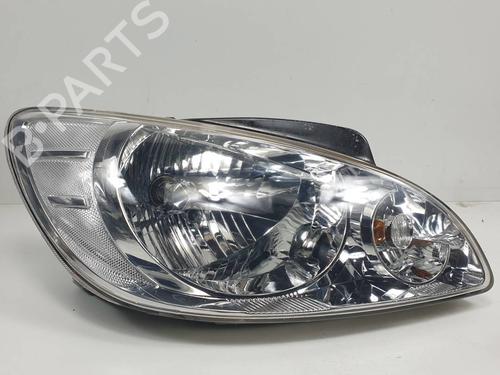 Used Right headlight Right headlight HYUNDAI GETZ (TB) 1.5 CRDi (88 hp) 34515044 34515044