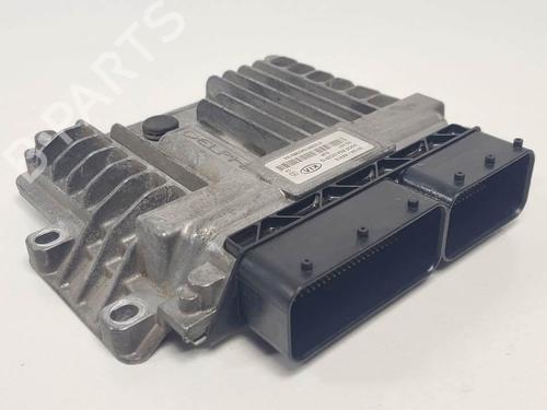 Used Engine control unit (ECU) Engine control unit (ECU) KIA CARNIVAL / GRAND CARNIVAL III (VQ) 2.9 CRDi (185 hp) 19178957 19178957