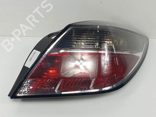 Used Right taillight Right taillight OPEL ASTRA H (A04) 1.7 CDTI (L48) (100 hp) 12384377 12384377