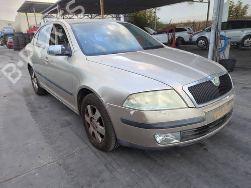 Fuse box SKODA OCTAVIA II (1Z3) 1.9 TDI | BP37257677E1  - Image 9