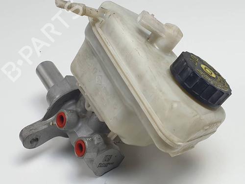 Used Brake master cylinder Brake master cylinder RENAULT LAGUNA III Grandtour (KT0/1) 2.0 dCi (KT07, KT0J, KT14, KT1A, KT1S) (131 hp) 30278690 30278690