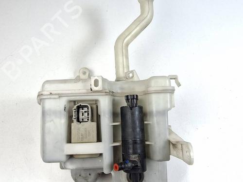 Used Windscreen washer tank Windscreen washer tank TOYOTA AURIS (_E15_) 2.0 D-4D (ADE150_, ADE150R) (126 hp) 40287785 40287785