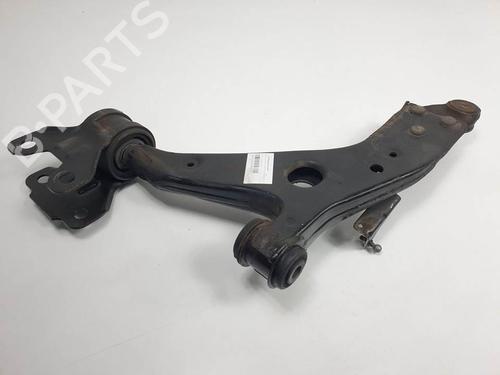 Used Right front suspension arm Right front suspension arm FORD KUGA II (DM2) 2.0 TDCi 4x4 (140 hp) 12377749 12377749
